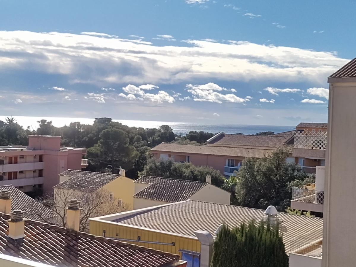 Studio Tout A Pied - Vue Sur Mer Saint Aygulf Exterior photo