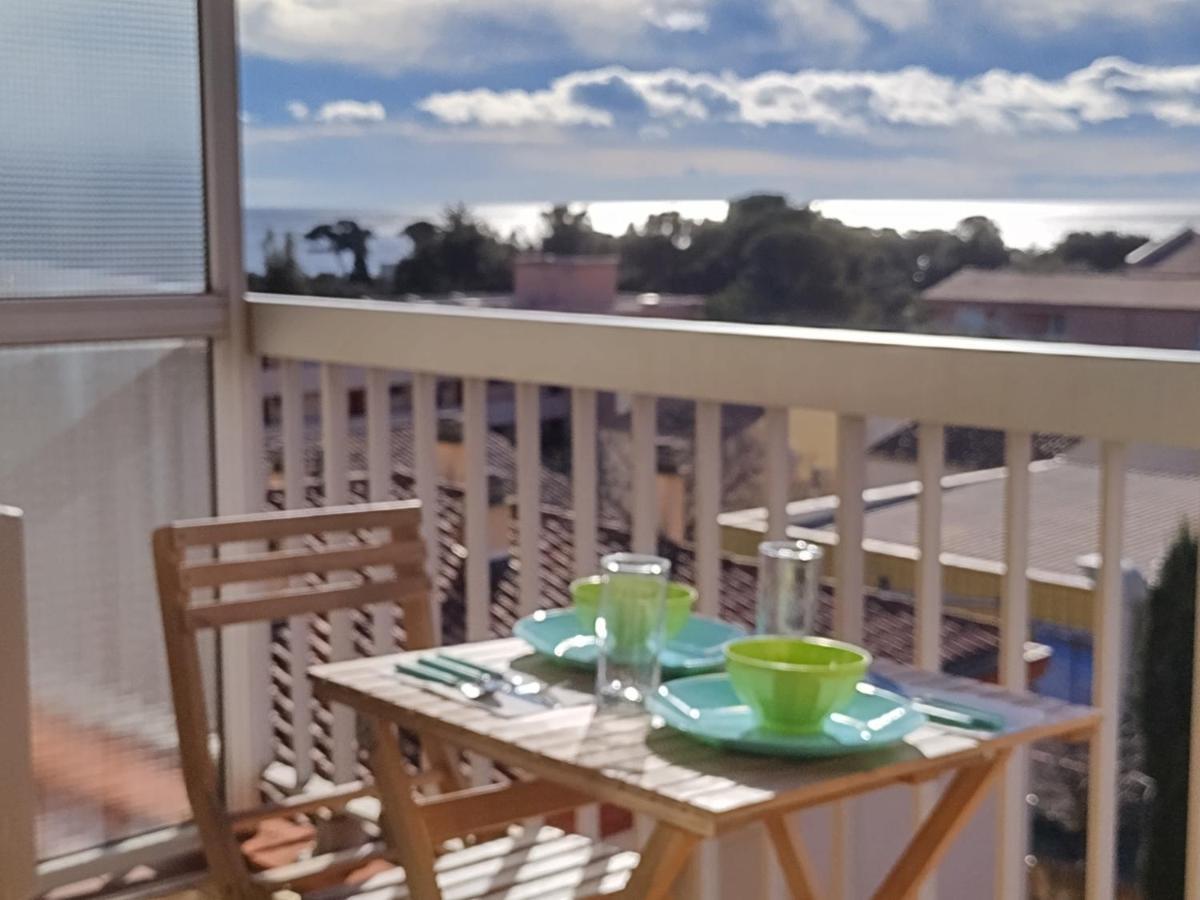Studio Tout A Pied - Vue Sur Mer Saint Aygulf Exterior photo